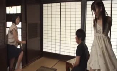 IBW-740z Cô gái xinh đẹp ngây thơ quê hương ~ Bí mật tình dục loạn luân của chị gái Creampie từ cha mẹ ~ Yui Nagase