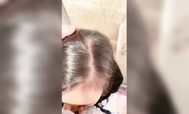 화장실에서 엄마랑 섹스하고 있는데 엄마가 '아빠한테 알리지 마, 우릴 죽일 거야'라고 했어요.