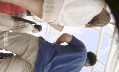 Thầy đi theo và lén chụp người đẹp dưới váy, phong cảnh quá tuyệt vời, siêu hiếm và đẹp nhất không che! Người đẹp kiều diễm mặc váy siêu ngắn dám đi mua sắm mà không mặc nội y