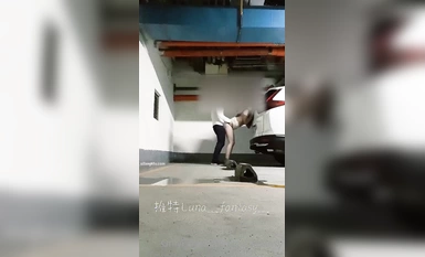 《淫盪夫妻㊙️重磅泄密》萬狼求購推特Onlyfans網紅淫妻Luna解鎖私拍~公共場合露出、SM、紫薇、母狗 (6)