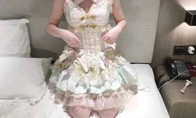 【極品嫩妹❤️白嫩三點粉】推特萌妹『貓屋少女』最新主題制服COS啪啪會員私拍 暴風驟雨抽插制服小兔嘰