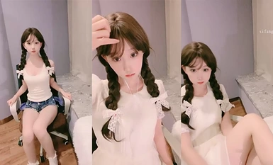 The Buddha has to be hard when he sees it! Pure lust super pure 19 years old beautiful girl Laurie, natural clean white tender white tiger, two sex (3)