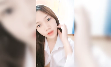 跟牛奶一樣的白漿見過嗎？【湖南甜甜】，新人，清純漂亮的19歲學生妹，真趕上了排卵期，這也太多了(2)