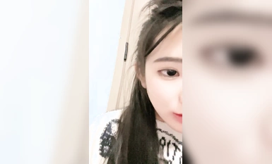 The G-tits schoolgirl from Suzhou is back in town! I'm not a schoolgirl (1)