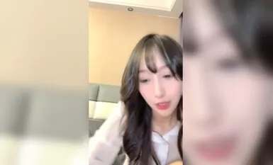 The most beautiful goddess in the whole network, [0 Gollum 0], sky-high charge room, make you hard from head to tail, extreme fairy, pure desire ceiling, long ranked in the top three of the income list