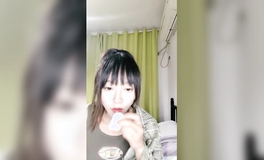 Sexy Black Silk Long Legs Girl Love Your Bed (3)