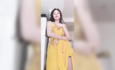 The goddess of face exposure ultimate leaks! The Explosion of the invincible gas dance teacher [You Secretary] private shoot, foot intercourse oral sex by the gold master of all kinds of explosive nappy Collection (3)