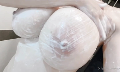 Netflix Npxvip Extreme Boobs (2)