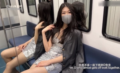 勅妹の女神の美脚〖アップル〗トラムファンタジー 元々凛とした上品な女神も、密かにエロいことを考えているのだろう。