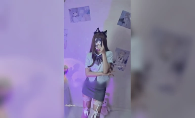 Youth invincible Twitter extreme can be sweet salt hip long legs goddess [Xiaoxian Yunyi] high-priced customized, top match COSER nude dance close-up private various teasing Compilation (2)