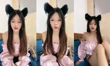 The 18-Year-Old Schoolgirl (3)