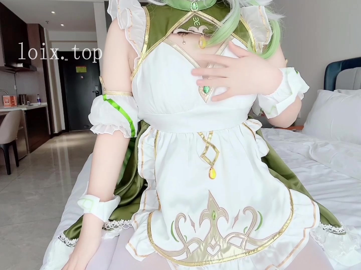 Vivian, the little grass goddess Nasida. -AVJB