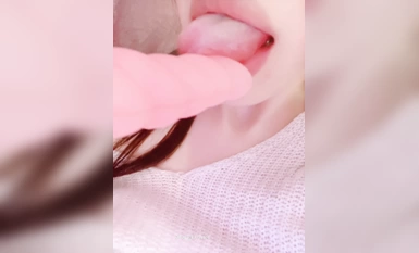 Sweater putih tersuai jenama Yaoling