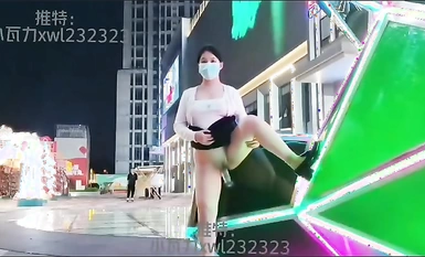 11月最新流出重磅，新晉級推特小妹騷【小瓦力】私拍子，畢業就下海，當母狗公共場合合露出啪啪肛交芹菜插穴雙通吃精相放放合（集7）。