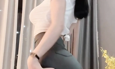 Tổng hợp 120 clip live dance của nữ thần mông đẹp số 1 Xixi Jiangzi (2)