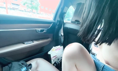 Brother and sister incest god school season send sister to the suburbs of the college town parked in the neighborhood car to fuck a gun before letting go 1080P HD without watermarks