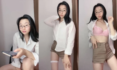 Heavyweight nuclear bomb, 20 hours big gift package extreme good family [summer fairy tale] compilation (12 days), kinky glasses sister's temptation, extreme contrast whore, good harassment! (8)