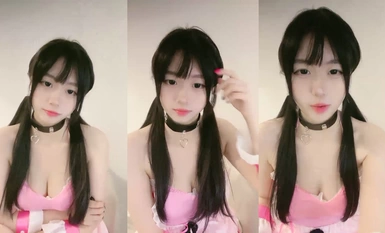 核彈！G奶校花20小時大合集【菠蘿果果】某一天忘帶口罩了，臉點同框，雪白的肌膚，翹臀撅起那刻頓時讓人一硬，屌炸了！ (11)