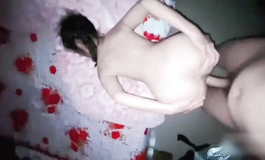 The young woman's ass is a little cute, and the rich second-generation Ee brother is a soft and tender young woman with a lady-like face and a flirty bed This is the contrast, too sensitive to touch the pussy hole on the stream of lust!