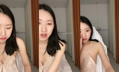 ヘビー級！兄弟！本格派女子校生が登場、[激辛鍋]、女子大生、パーフェクトボディ、陰毛は旺盛な欲望 (1)