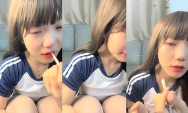 Dewi kecantikan sekolah beruniform, stoking hitam, kasut tumit tinggi, lengan besar (5)