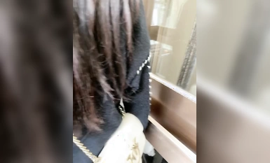 頂級反差女神〖娜娜愛之屋〗最新露出挑戰，人來人往商場地鐵人前偷偷露出，緊張刺激！超級反差合集（2）