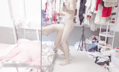 淫慾反差美少女【Lt774523412】穿jk的妹妹怎麼可以這么燒啊？ 粉嫩小穴無套爆肏 身材一級棒的小可愛 還這么會嬌喘 嗲聲嗲氣 (2)