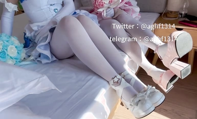 絲足福利姬@膩迪美少女 尺度作小合集 (2)