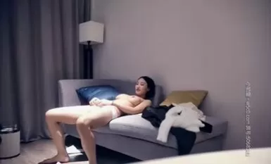 Quả đào đỉnh cao và mông đẹp, vẻ đẹp ngoại vi cao cấp, eo nhỏ, ngực to, thân hình hạng nhất, cô gái liếm cặc và cài lỗ có khuôn mặt thích thú, muốn chết, thật tốt, Tôi đang thở dốc cho đến khi đạt cực khoái, nó thật tuyệt