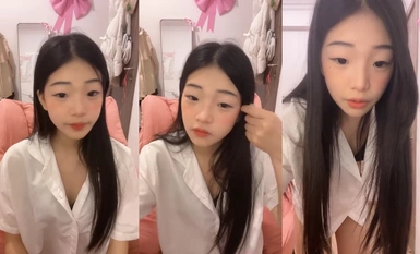 February 2024, the school girl for money spell [pig pig girl] shouted to lick the dog to fuck her, wearing white silk licking feet, no condom inside the shot extreme contrast little slut (1)