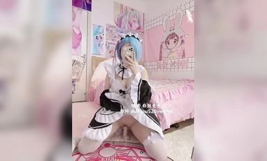 最新網紅瓜曝光，抖音二次元卡哇伊可鹽可甜高顏美少女【小九醬】露臉定製私拍，美鮑美菊道具自慰啪啪呻吟銷魂，擼點很高（5）