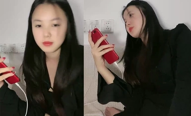 February 2024, pure schoolgirl, so good and pretty [Xiao Yu] rare encounter neighbor little beauty, BB and pink and tender, must be treasured not to be missed! (1)