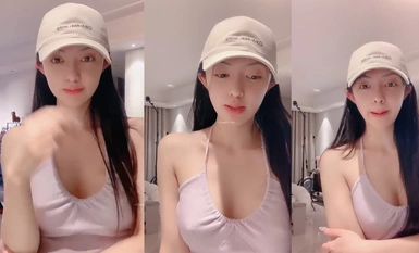 A stunning beauty [Greek Eros] imitating with a smile ~ more and more sexy (5)