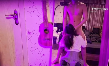 Pure Little Bitch [Mr. Xiao Er] A superb post-00s schoolgirl, bundled up and conditioned as a rich man's plaything JK's uniform seduces and is dried up with crying and moaning, completely degraded into a sex-slave bitch.