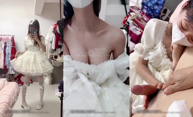 작은 보지 구멍에 다시 서있는 큰 거시기 오빠의 하얀 미스 플로라 풀로 신발이 너무 예민하여 오줌, 아름다운 다리 스타킹 하얀 미인 스커트 아름답습니다!