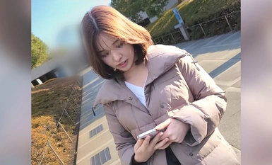 FC2-PPV-4319297 [個人] 一位美麗的Instagram用戶，分享她美好的時光。她的身分是虛構的，以滿足她對認可的渴望，她在帶著孩子的貧困生活中拼命地試圖透過中出娛樂來維持收支平衡。 。