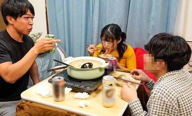 HUNTC-049 "I got wetter than usual..." NTR in a kotatsu!