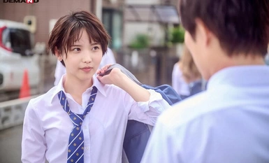 SDJS-232 Một bạn nữ đẹp trai và nam tính hỏi tôi: ``Muốn tôi xoa ngực bạn xem chúng có to ra không?'', và từ đó trở đi tôi bắt đầu kiểm tra ngực của cô ấy mỗi lần chúng tôi gặp nhau... Haru Shibasaki