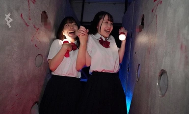 DVMM-066 เด็กนักเรียนหญิงสมัครเล่นเข้าร่วมการท้าทาย! ฉันตื่นเต้น! ไขปริศนาและหลบหนีจากบ้านผีสิง! เด็กนักเรียนที่มีหีเปียกเพราะความกลัวขณะที่เธอถูกรายล้อมไปด้วยจู๋ผีถูกปกคลุมไปด้วยน้ำอสุจิหนาและกรีดร้อง SEX พุ่งออกมาไม่หยุด! ยิงไปทั้งหมด 61 นัด!