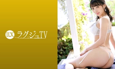 [Mosaic Destruction] 259LUXU-1259 Lagu TV 1238 "我想让全世界的男人都为我的淫荡身材而兴奋......" 一位美丽的银行职员出现在成人影片中，以满足她的淫荡欲望！她柔软、丰满的乳房被揉捏得 "啪啪 "作响！她无毛的阴部因兴奋而滴出爱液！她的蜜桃臀部在来自背部的粗暴活塞运动下荡漾！全世界的男人都被她激情浓烈的性爱迷住了...