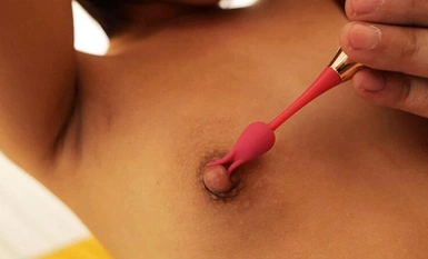 HAZU-003 Shameful exposure hot spring trip with a little boy of my son's classmate "You have a cute face and long obscene nipples" and relentless nipple teasing. Of course, they don't tell each other's parents.