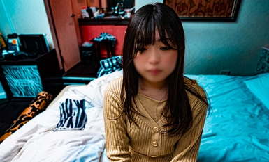 FC2-PPV-4278296 2月10日前限购500点！【后生仔，僵硬】你们现在知道后生仔是什么意思了吧？生中药+口交。