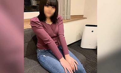 FC2-PPV-4280634 ※2/4まで500pt※【顔出し】【ハメ撮り・中出し】旦那さんから、うちの嫁がエロカワイイので寝取ってくださいと依頼されたので、寝取りました