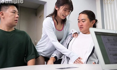 STARS-988 에로틱한 복숭아 엉덩이로 회원 남성을 유혹하고 뇌근육 치〇ポ으로 성욕 발산하는 퍼스널 헬스 트레이너 十束るう