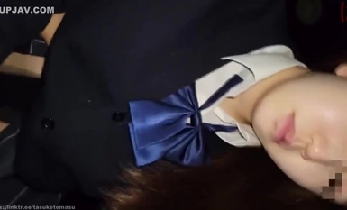 FC2-PPV-4243405 A beautiful gal who is a homecoming girl looking for a cafe. She is panting slightly while she looks like she doesn't want to be there.