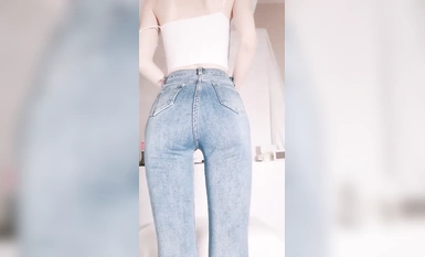 175【健身寶貝】超好看模特一樣~超愛噴濕牛仔褲~自慰大秀 (3)