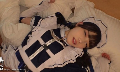 MUKC-060 Mockingly Cute Underground Idol Captivates Older Men Secret Off-Paco Pillow Business Nakadashi OK Cosplay SEX 7 Performances of Come Crazy 7 Performances Kanae Nozomi