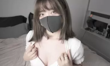 【极品❤️推荐】超爆极品女神『香港美少女』玩偶姐姐「纯爱」新作-白丝诱惑 无套爆操白浆高潮 高清1080P原版无水印