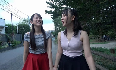 AUKG-593 Lesbian-only Matching App -Bian wants to meet women like this