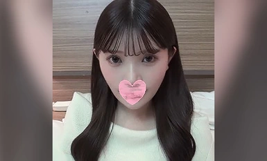 FC2-PPV-4410935 スタイル抜群で才色兼備の清楚な美人妻。ふっくらパイパン極上名器。旦那様を思っているのか…終始おしとやかですが他人棒をナマで受け入れ膣奥でイッちゃう！快感に勝てない美人妻に膣奥中出し！レビュー特典あり！